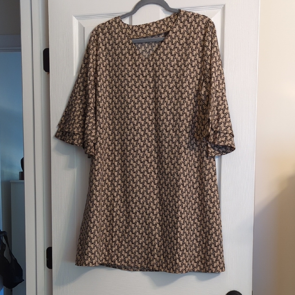 Chic Tan Patterned Midi Dress